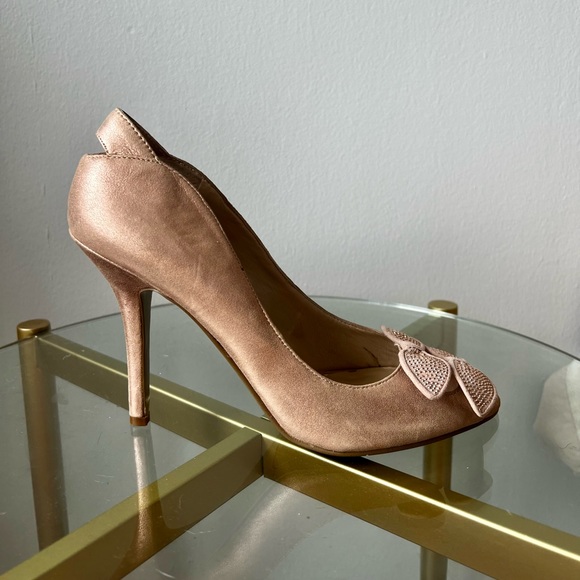 NINE WEST Spritzer Rose Gold Bow Peep Toe Pumps - Picture 3 of 5